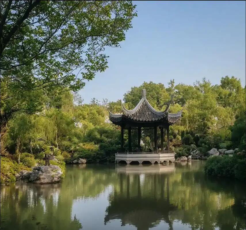 泰安岱岳向珊餐饮有限公司